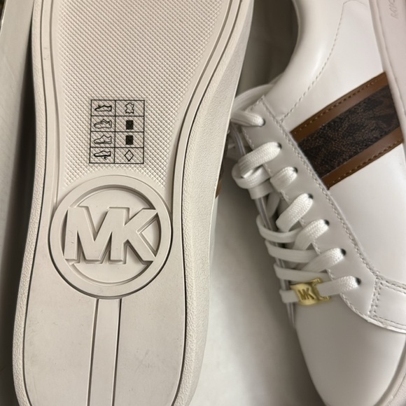 NIB MICHAEL MICHAEL KORS IRVING STRIPE LACE UP LEATHER sneakers SZ10 new in box - Picture 3 of 11